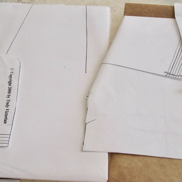 Truly Victorian 1880 Dinner Bodice Pattern TV422 Old West Reenactment Costume - Picture 3 of 6